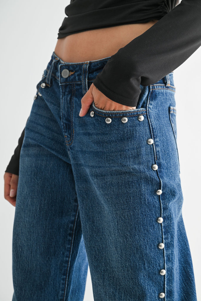 BOTTOMS