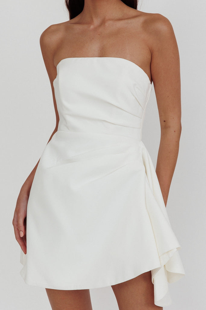 THE WHITE DRESS EDIT
